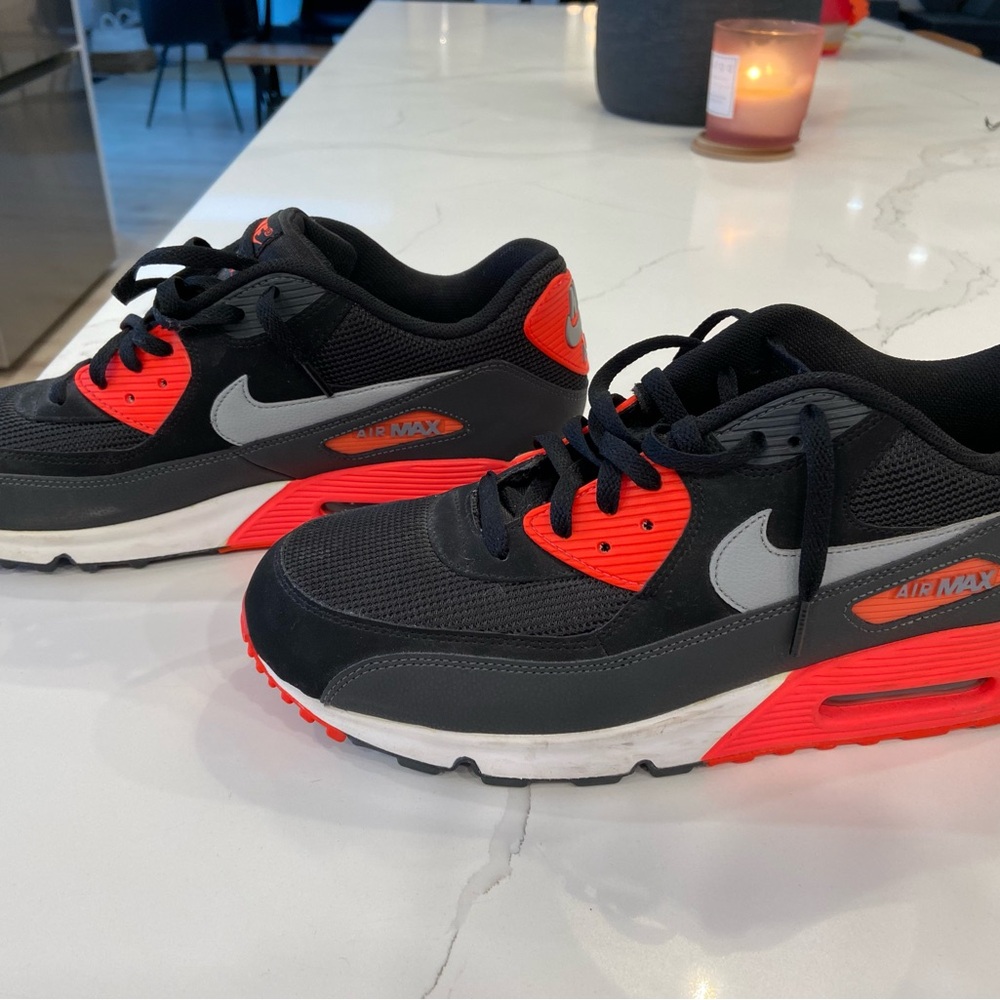 Nike Red and Black Air Max 90 Sneakers
